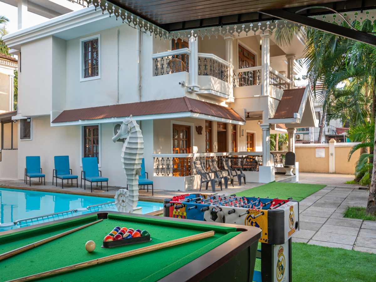 4 Bedroom Luxury Beach Villa for Rent in Goa