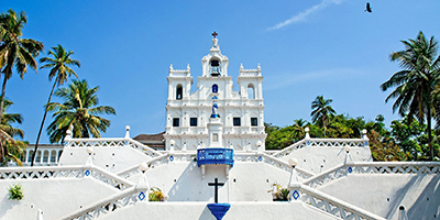 10 RELIGIOUS PLACES TO VISIT IN GOA