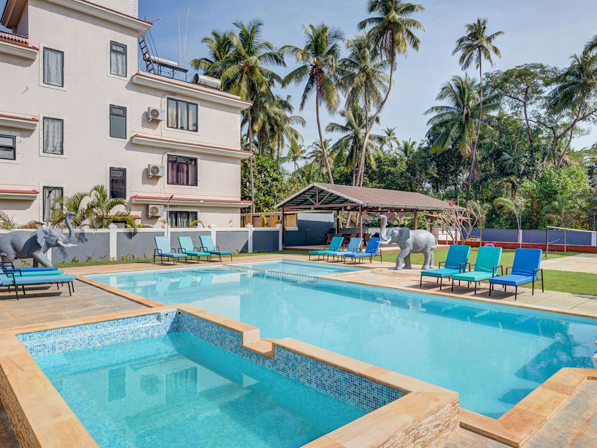 Swimming Pool Resort in Calangute