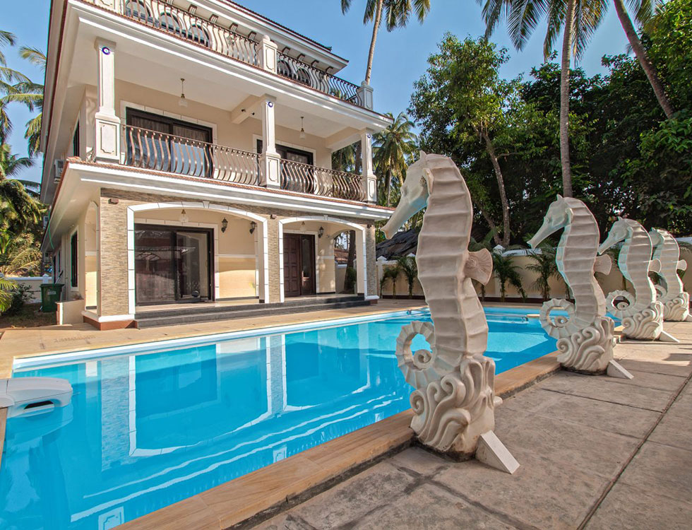 Villas with Private Swimming Pools in Goa